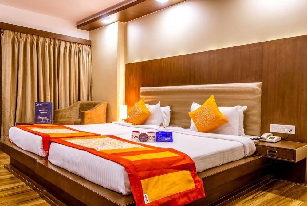 Hotel Oyo Premium Coastal Battery Višákhapatnam Exteriér fotografie
